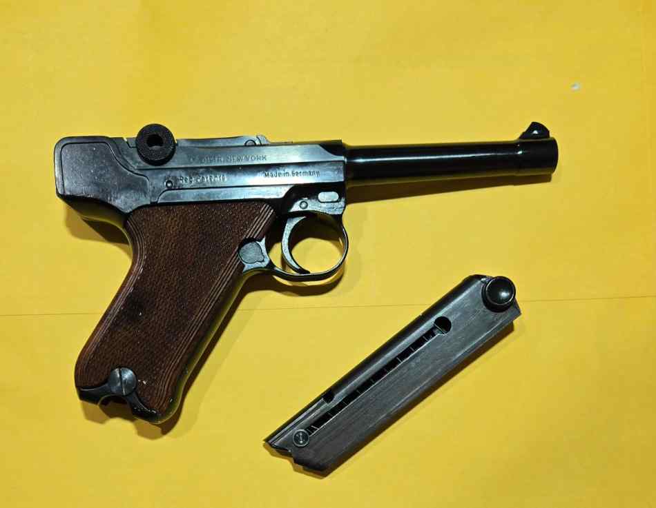 Mini Luger 380acp.