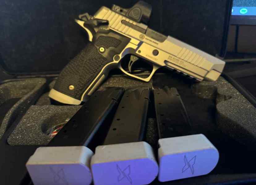 Sig Sauer P226 X5 and 5.0MOA SRO