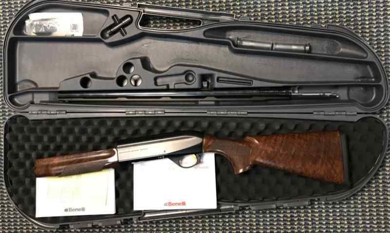 Benelli 12ga Ultra Light ........jpg