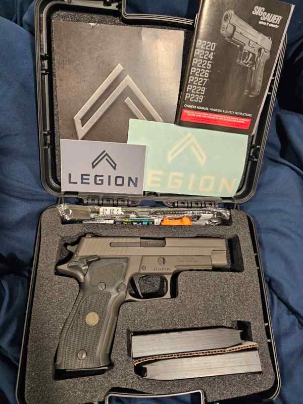 P226 LEGION SAO