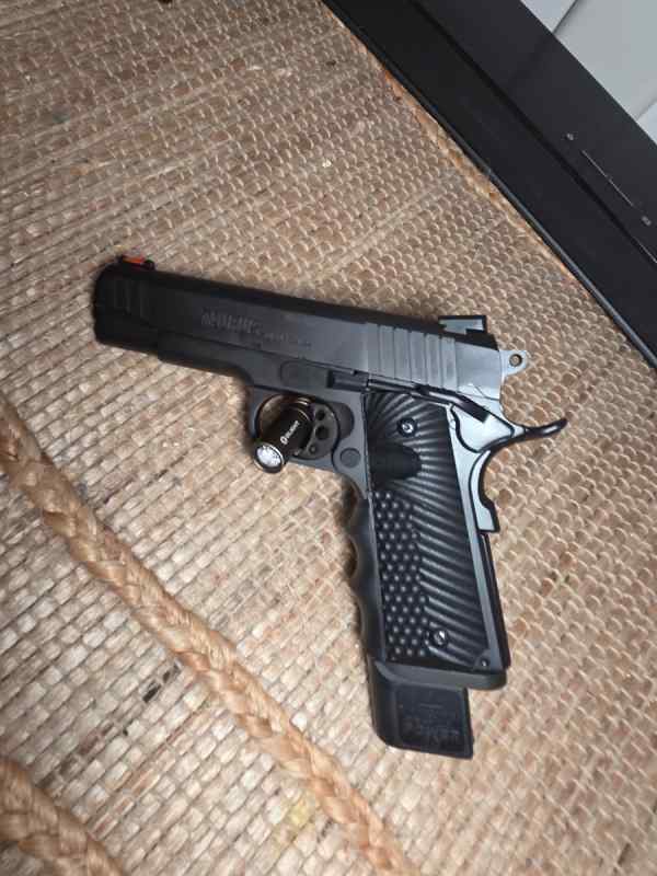 Taurus 1911