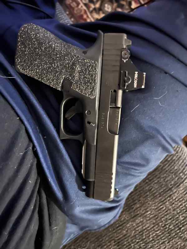 Glock 48 with red dot