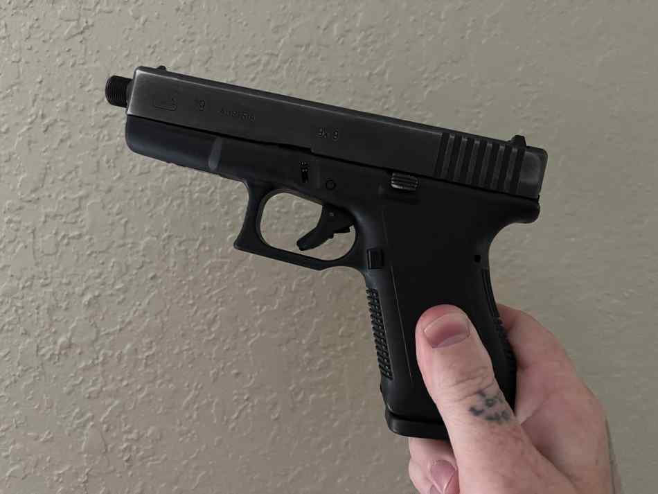 Glock 19 Gen2