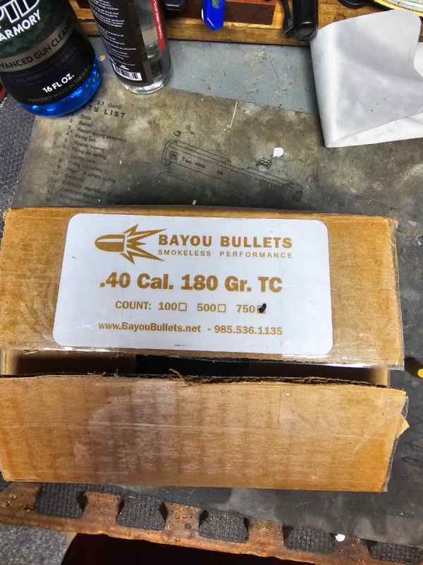 2500 .40 cal.180 gr. coated Bayou Bullets w/brass