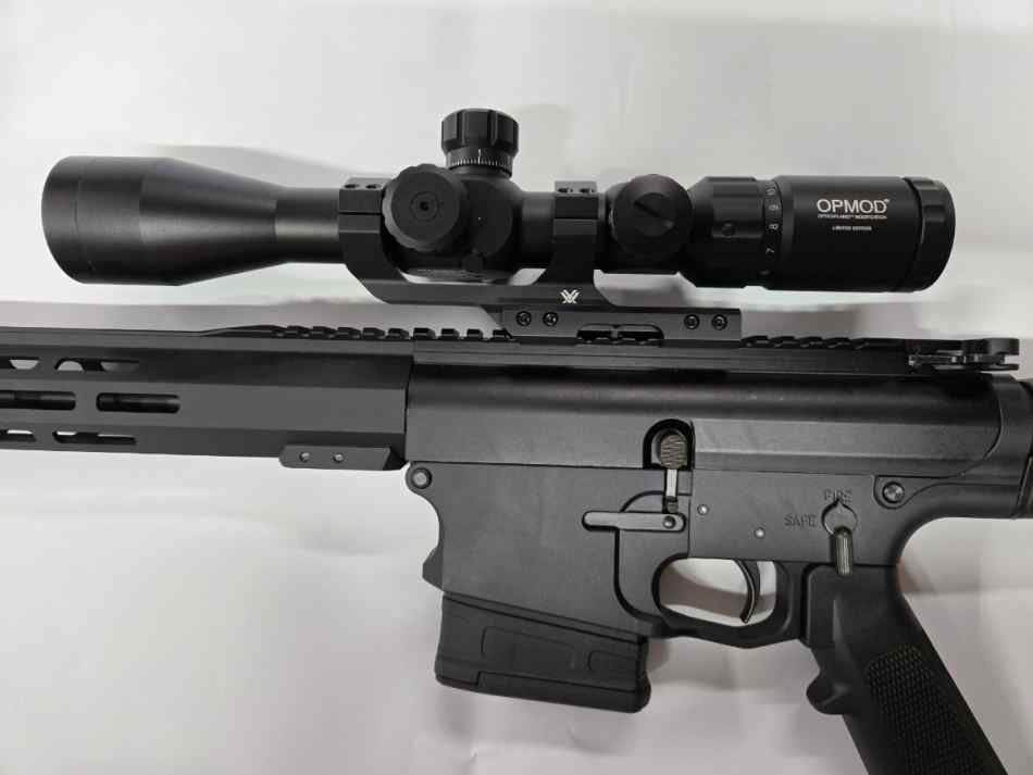 AR 10 4.jpg