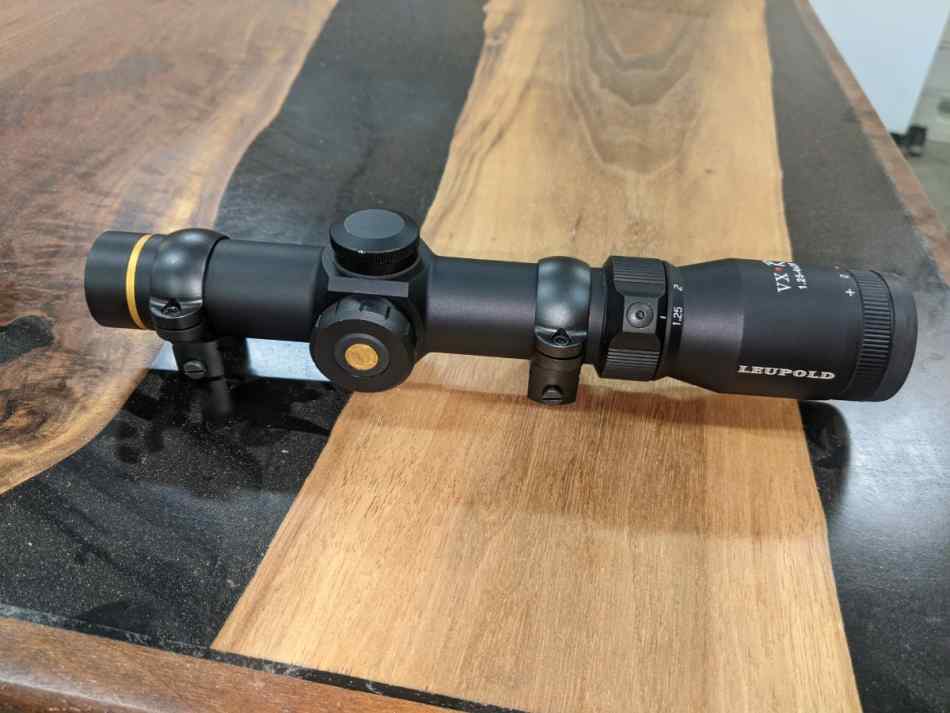 Leupold vx-r 1.25x4x20 illuminated 