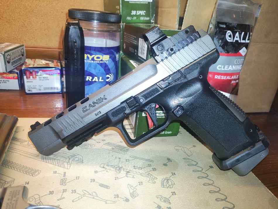 Canik TP9 SFX with MO2 red dot