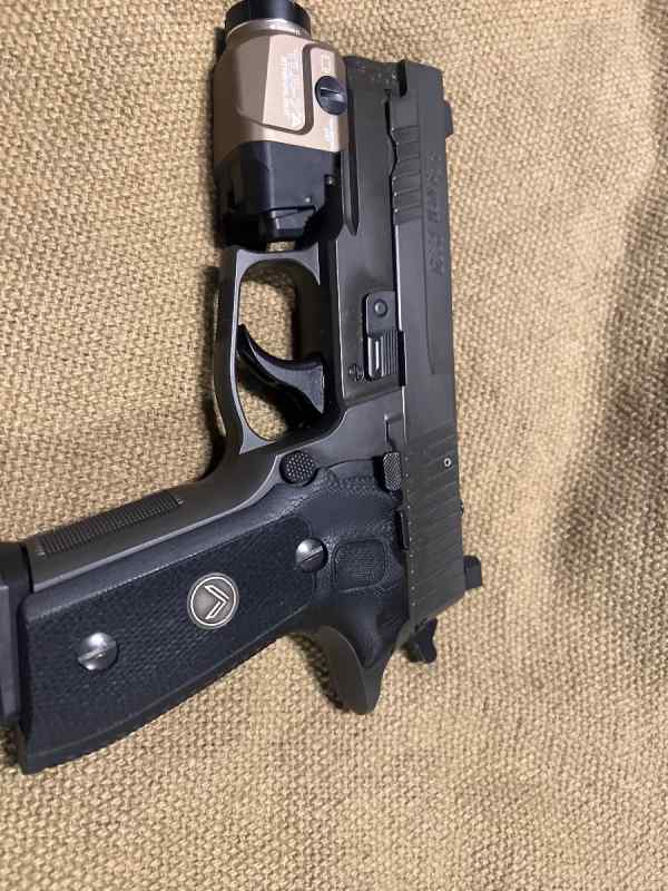 Sig legion p 229 mint 